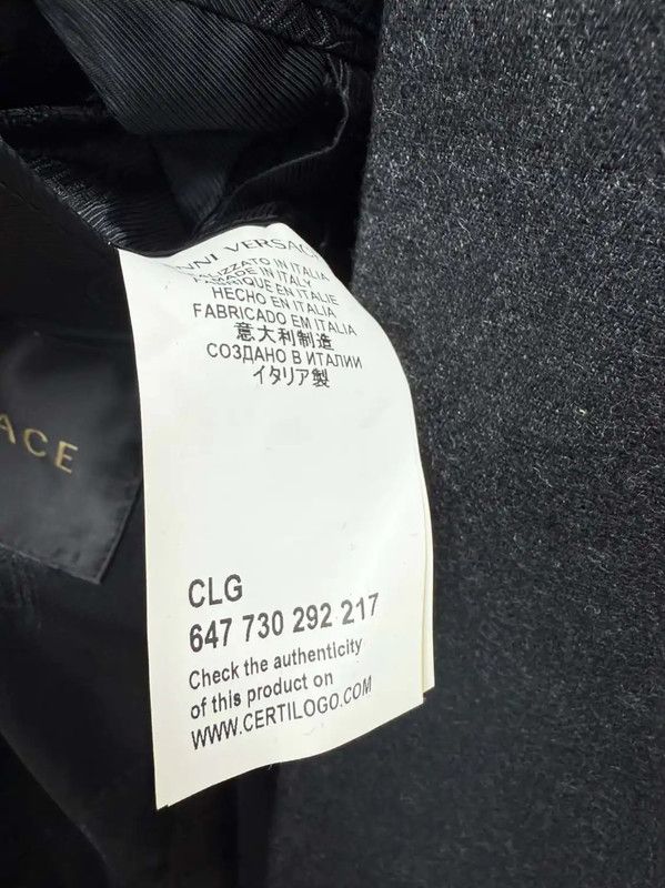 Versace Versace Black Wool Long Sleeve Outerwear 0089 Size US S / EU 44-46 / 1 - 7 Thumbnail