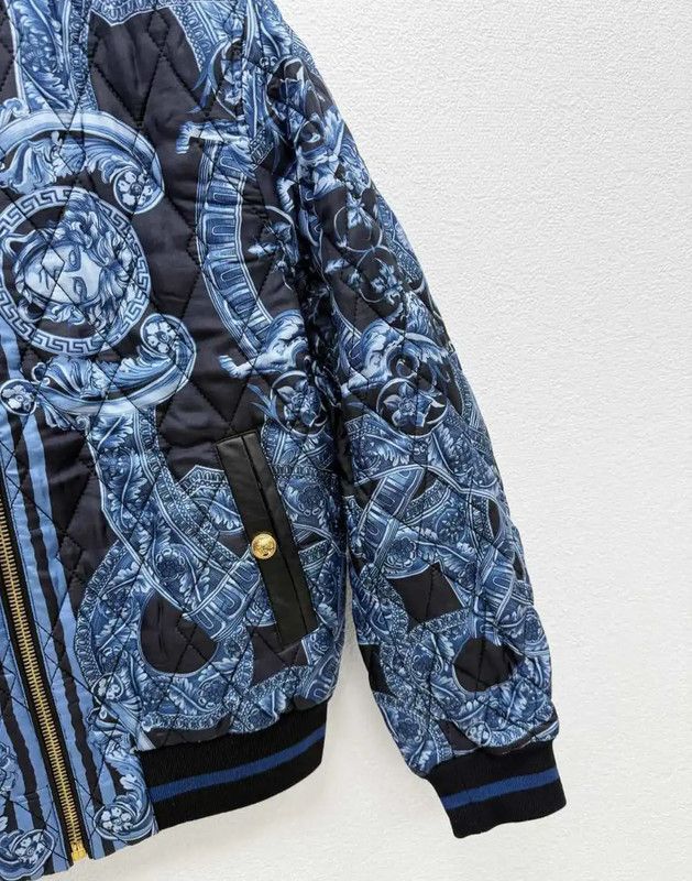 Versace Versace Blue Silk Long Sleeve Outerwear 0089 Size US S / EU 44-46 / 1 - 3 Thumbnail