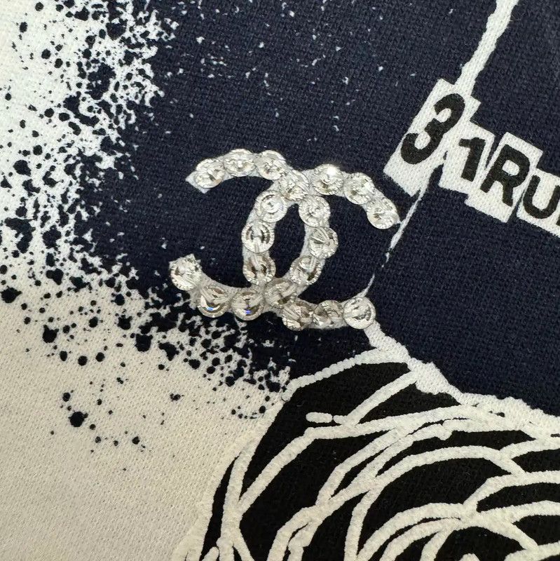 Chanel Chanel Hooded Logo Sweatshirt for Men 0089 Size US M / EU 48-50 / 2 - 4 Thumbnail