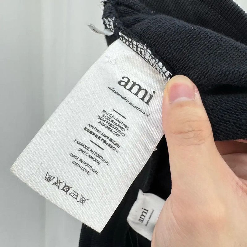 AMI AMI Black Cotton Embroidered Logo Summer Shorts 0089 Size US 26 / EU 42 - 7 Thumbnail