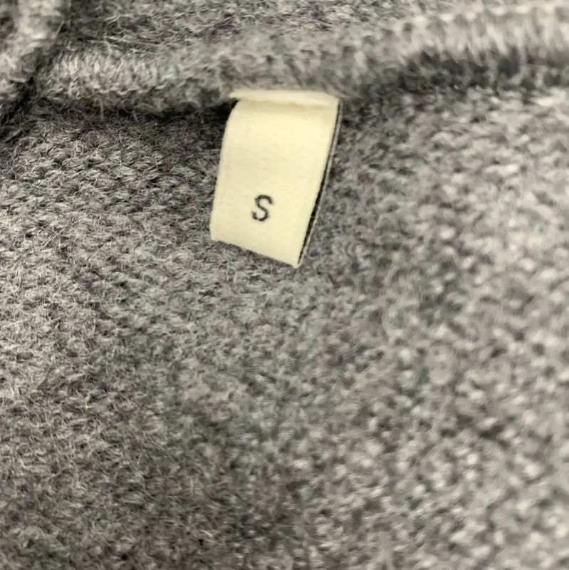 AMI AMI Grey Sweater with Heart Logo 0089 Size US S / EU 44-46 / 1 - 8 Thumbnail