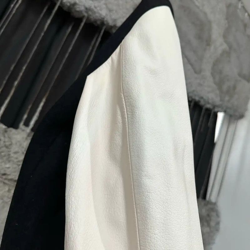 AMI AMI Color-blocked Winter Jacket for Men 0089 Size US M / EU 48-50 / 2 - 6 Thumbnail