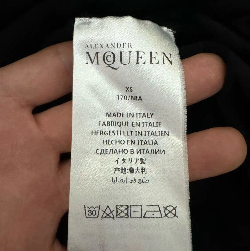 Alexander McQueen Alexander McQueen Black Cotton Logo Embroidered Tee 0089 Size US XS / EU 42 / 0 - 4 Thumbnail