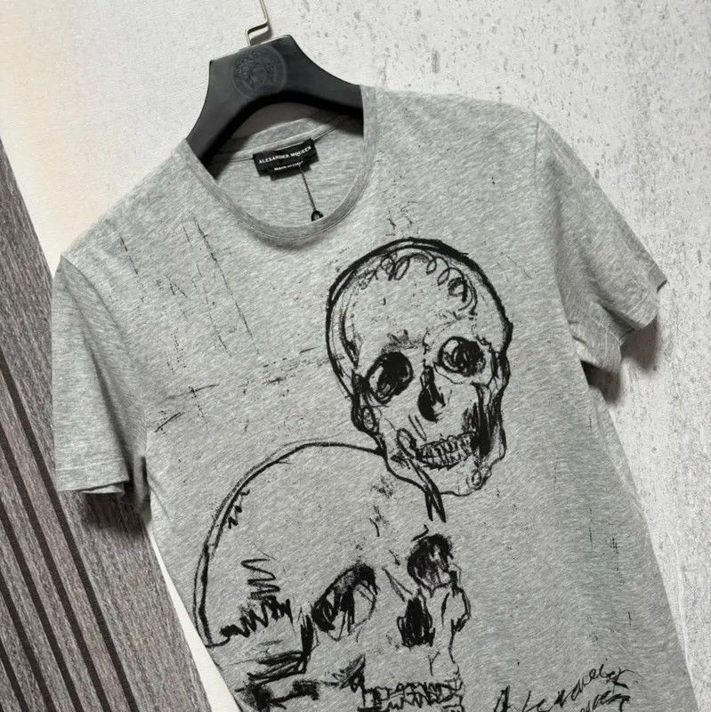 Alexander McQueen Alexander McQueen Men's Skull Print T-Shirt 0089 Size US S / EU 44-46 / 1 - 7 Thumbnail