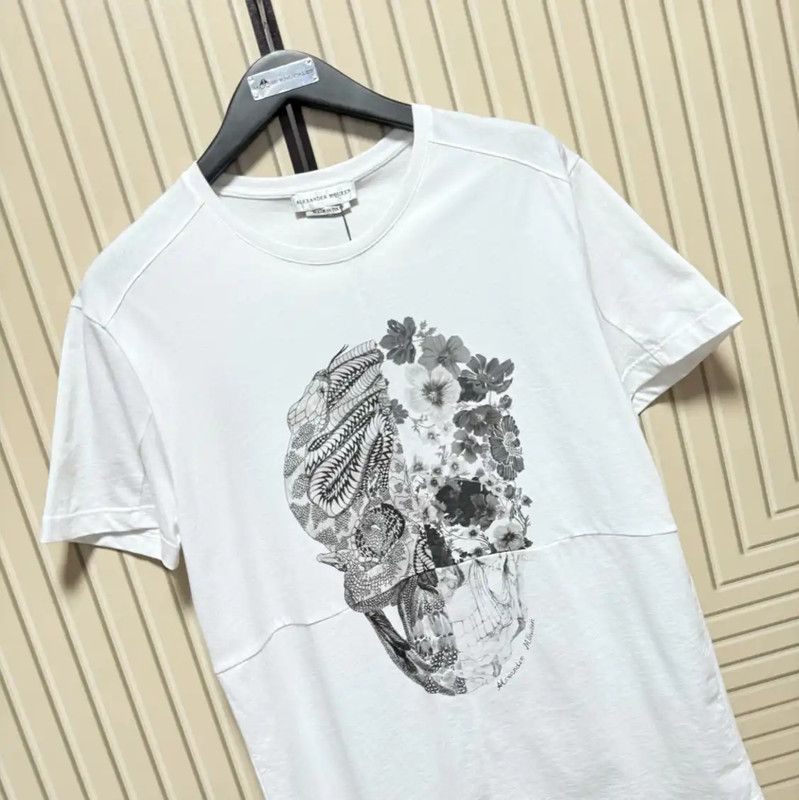 Alexander McQueen Alexander McQueen Summer White Graphic T-Shirt 0089 Size US S / EU 44-46 / 1 - 7 Thumbnail