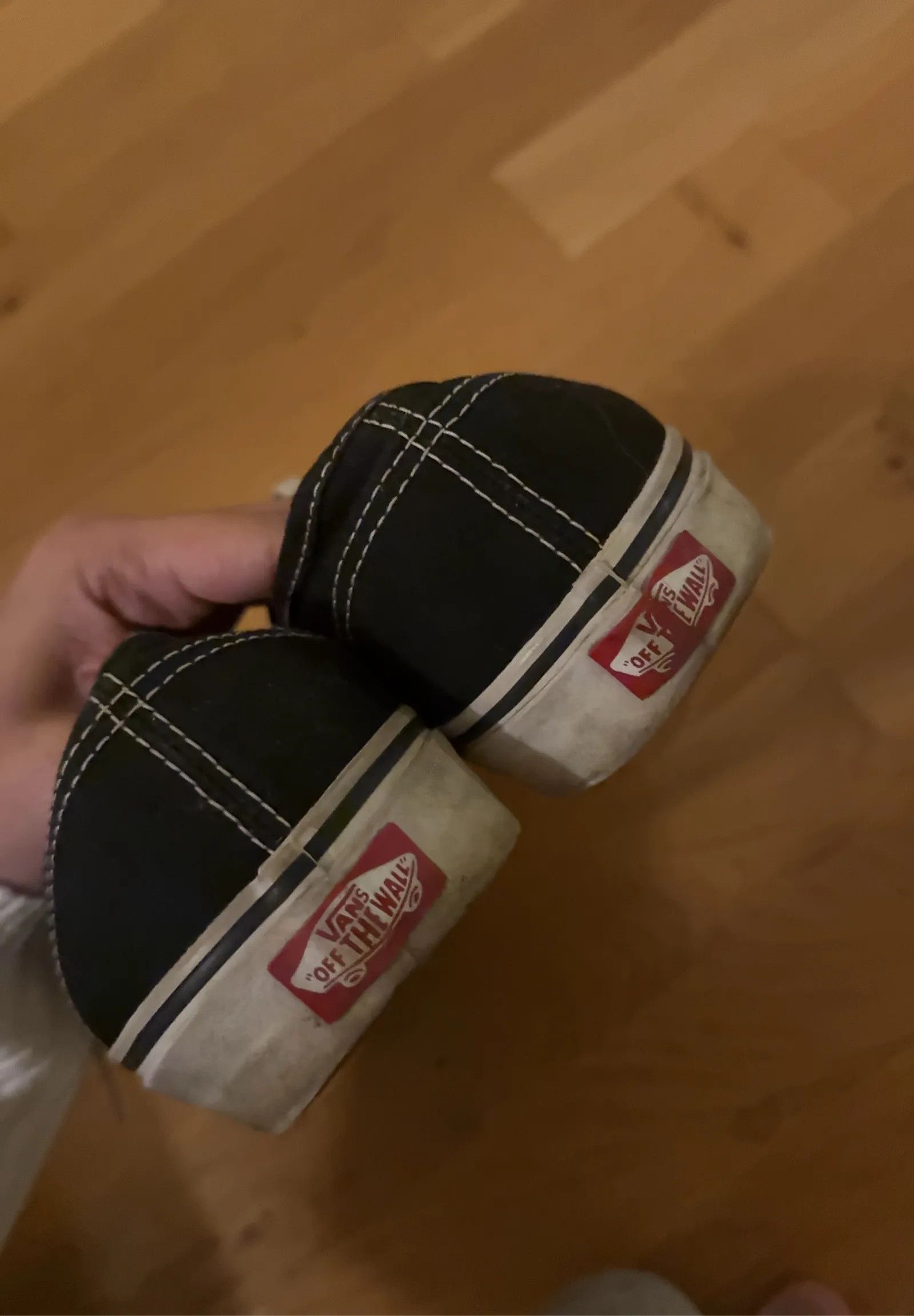 Vans Vans VANS UA Authentic Sneakers Size US 10 / EU 43 - 10 Thumbnail