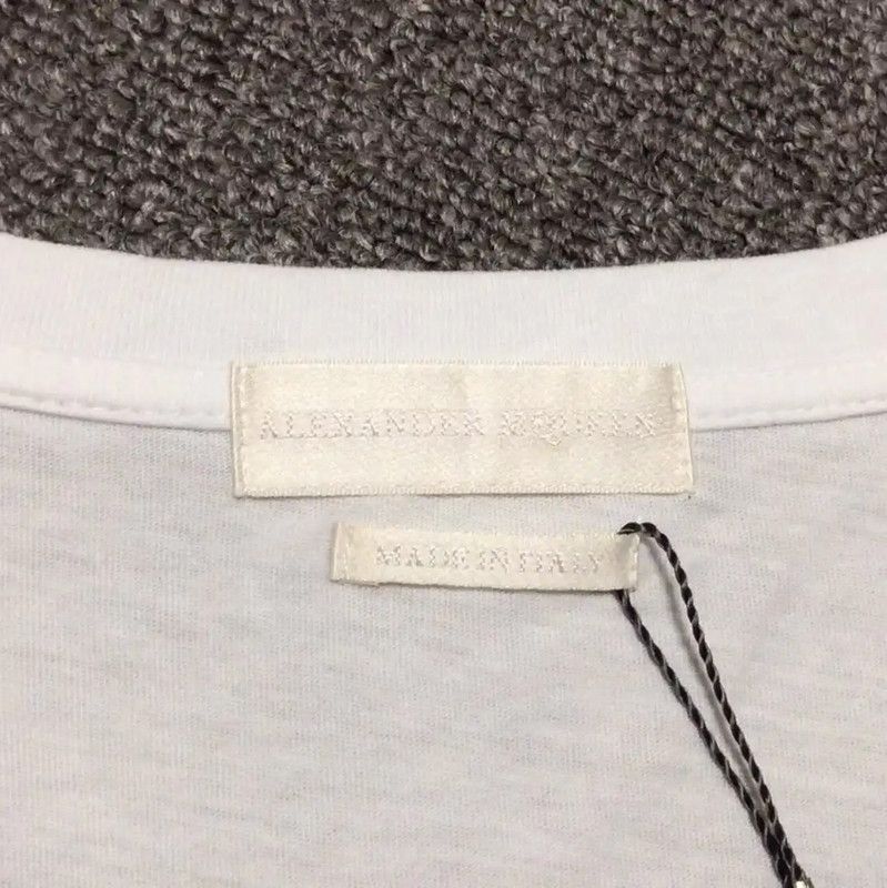 Alexander McQueen Alexander McQueen Short Sleeve White Graphic T-Shirt 0089 Size US S / EU 44-46 / 1 - 4 Thumbnail