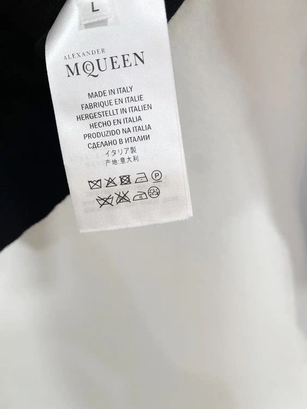 Alexander McQueen Alexander McQueen Black Wool Crewneck Sweater 0089 Size US M / EU 48-50 / 2 - 5 Thumbnail