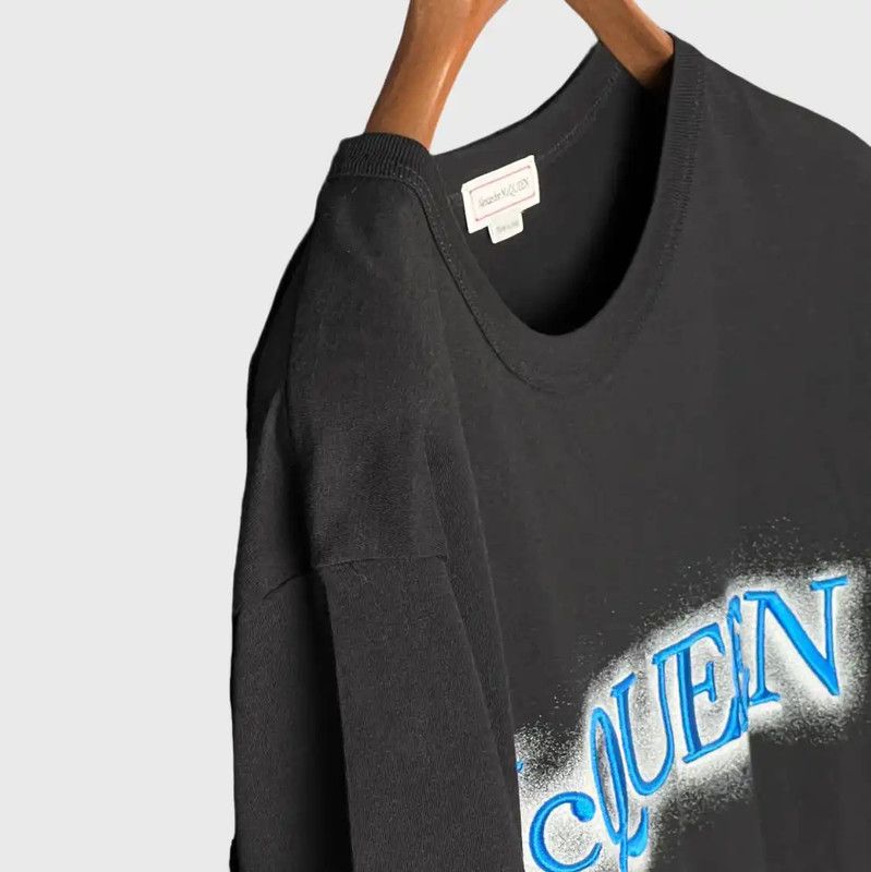 Alexander McQueen Alexander McQueen Men's Black Logo T-Shirt 0089 Size US XS / EU 42 / 0 - 6 Thumbnail