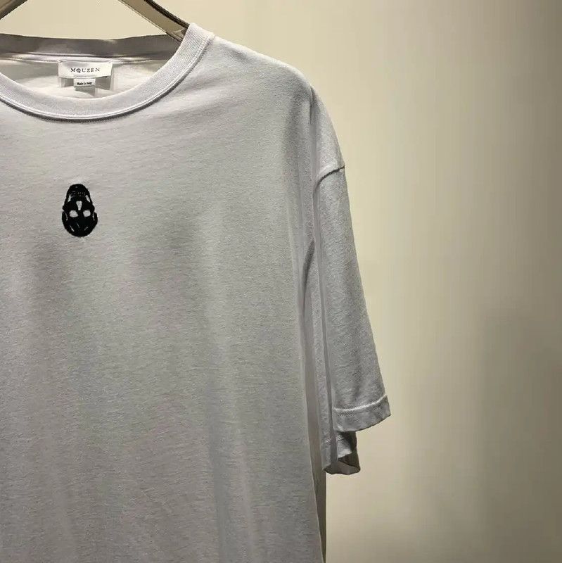 Alexander McQueen Alexander McQueen White Cotton Men's T-Shirt 0089 Size US XL / EU 56 / 4 - 6 Thumbnail