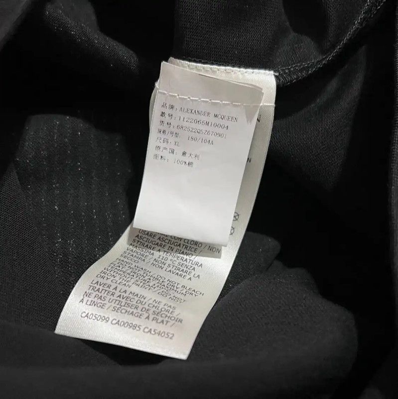 Alexander McQueen Alexander McQueen Black Long Sleeve Printed Sweatshirt 0089 Size US S / EU 44-46 / 1 - 7 Thumbnail