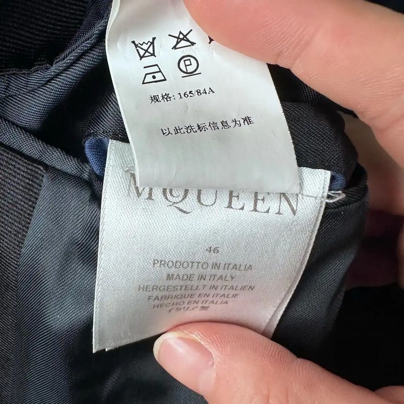Alexander McQueen Alexander McQueen Navy Wool Long Coat 0089 Size US S / EU 44-46 / 1 - 7 Thumbnail