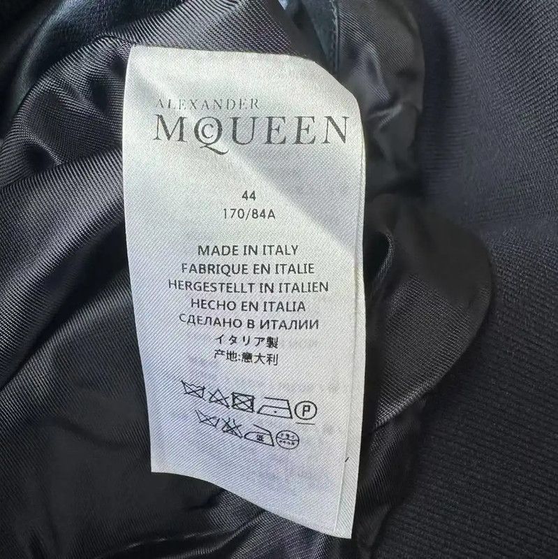 Alexander McQueen Alexander McQueen Navy Silk Bomber Jacket for Men 0089 Size US M / EU 48-50 / 2 - 5 Thumbnail