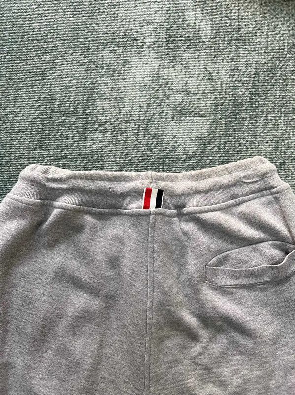 Thom Browne Thom Browne Gray Striped Casual Pants 0089 Size US 27 - 9 Thumbnail