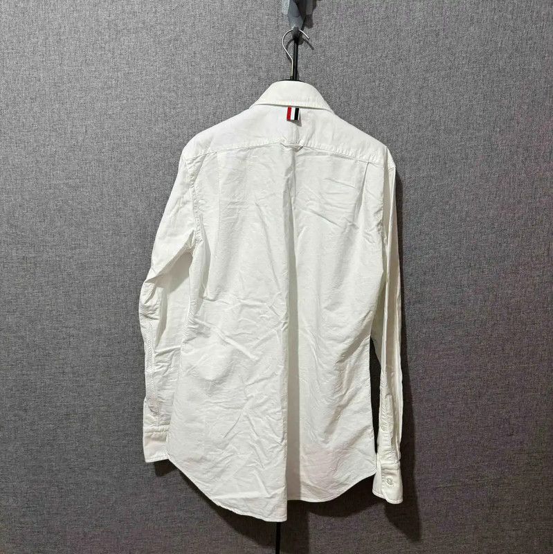 Thom Browne Thom Browne White Cotton Embroidered Logo Shirt 0089 Size US M / EU 48-50 / 2 - 2 Thumbnail