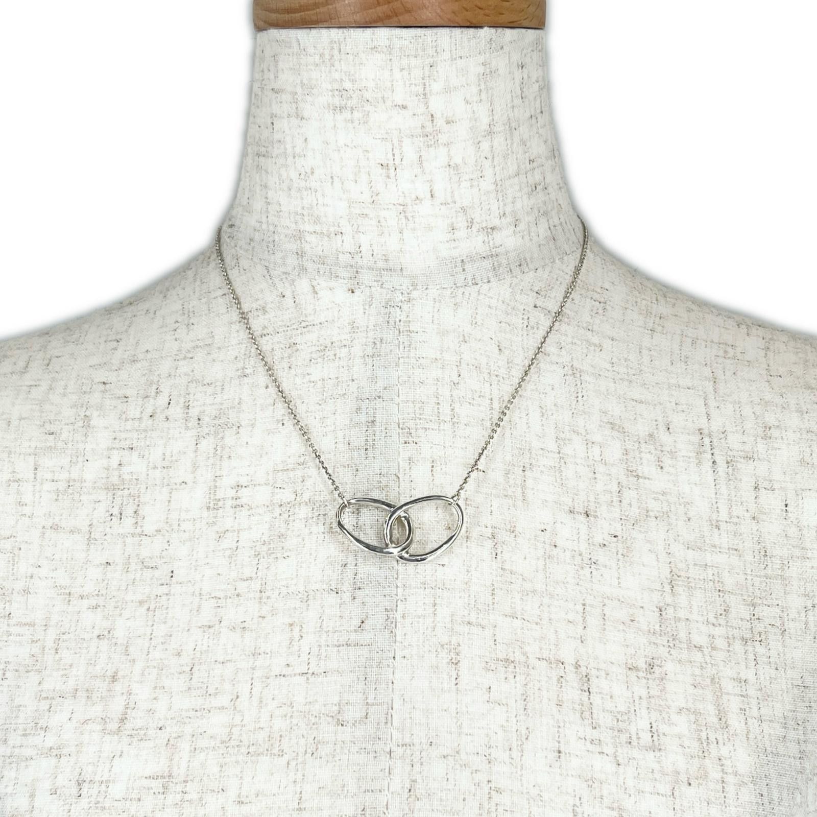 Tiffany & Co. Tiffany & Co. Tiffany&Co. Double Loop Ring Silver Necklace Metal Necklace DUTY FREE for USA Size ONE SIZE - 2 Thumbnail