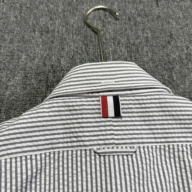 Thom Browne Thom Browne Gray-White Check Long Sleeve Shirt 0089 Size US S / EU 44-46 / 1 - 5 Thumbnail