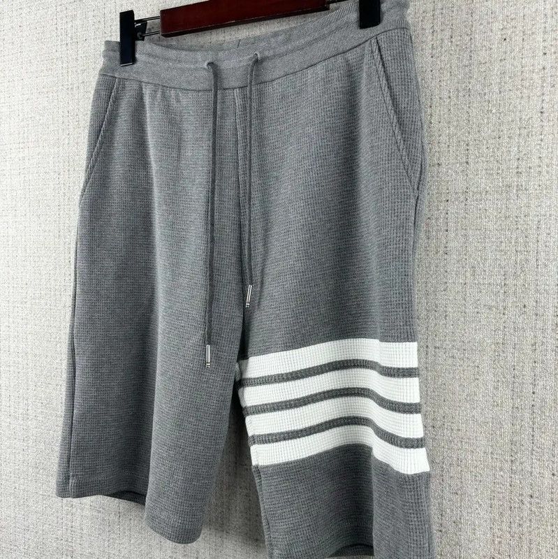 Thom Browne Thom Browne Gray Cotton Striped Shorts 0089 Size US 27 - 2 Thumbnail