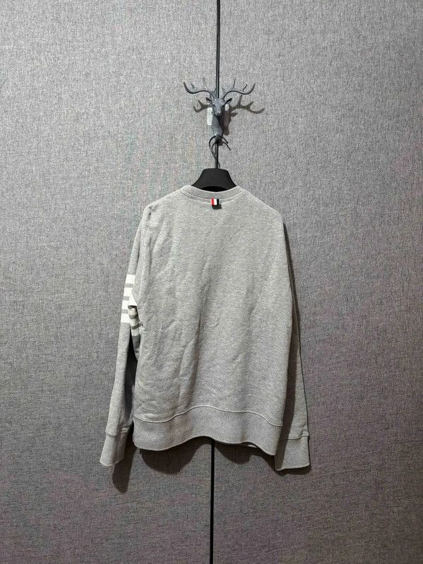 Thom Browne Thom Browne Gray Cotton Embroidered Sweatshirt 0089 Size US M / EU 48-50 / 2 - 2 Thumbnail
