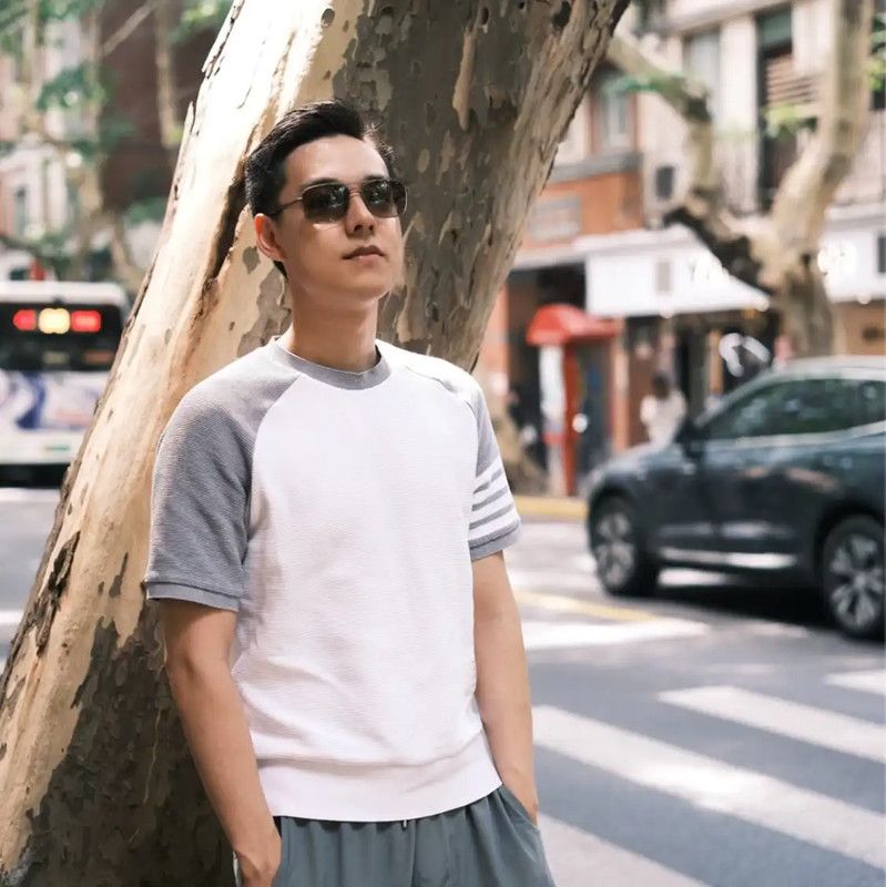Thom Browne Thom Browne Men's Cotton T-Shirt in White 0089 Size US S / EU 44-46 / 1 - 9 Thumbnail