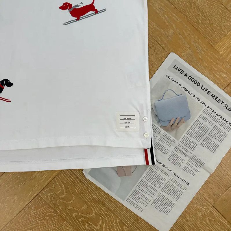 Thom Browne Thom Browne White Men's T-Shirt with Graphics 0089 Size US M / EU 48-50 / 2 - 3 Thumbnail