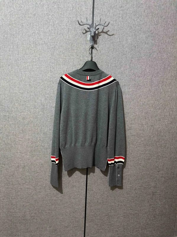 Thom Browne Gray Wool Embroidered Sweater 0089