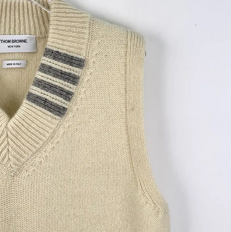 Thom Browne Thom Browne Beige Wool Sleeveless Sweater 0089 Size US M / EU 48-50 / 2 - 3 Thumbnail
