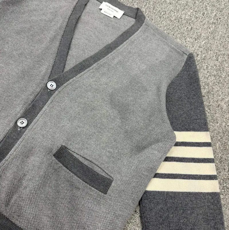 Thom Browne Thom Browne Gray Cotton Cardigan for Men 0089 Size US L / EU 52-54 / 3 - 3 Thumbnail