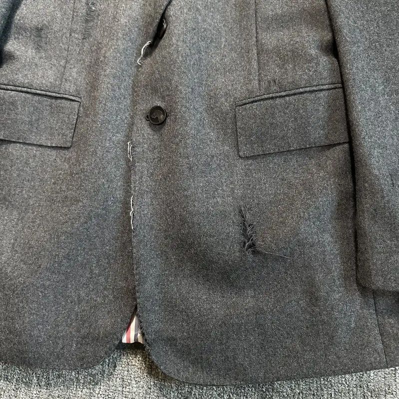 Thom Browne Thom Browne Gray Wool Long Sleeve Jacket 0089 Size US M / EU 48-50 / 2 - 2 Thumbnail
