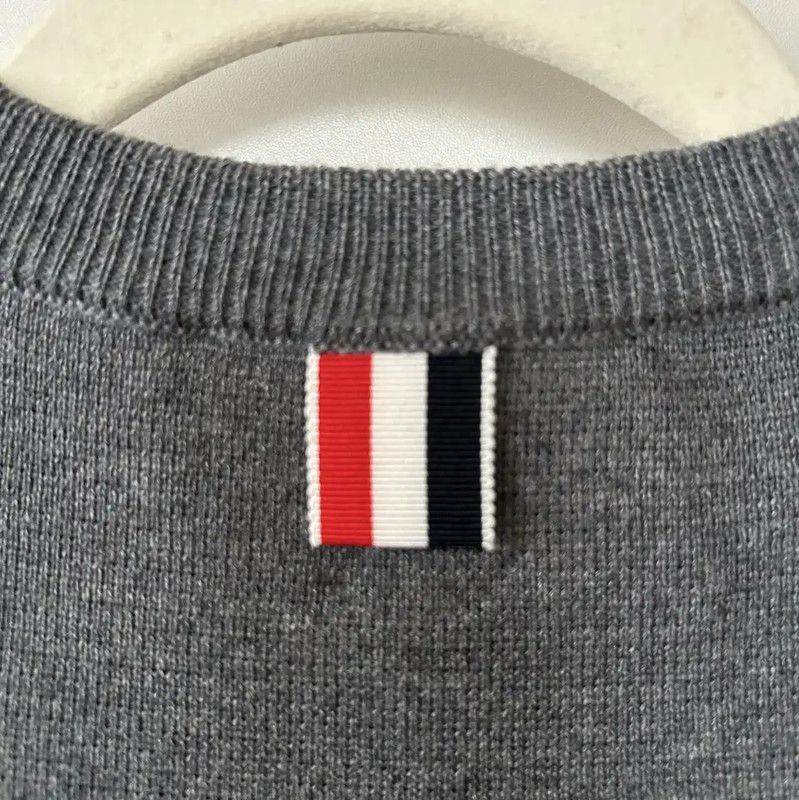 Thom Browne Thom Browne Grey Wool Long Sleeve Pullover 0089 Size US M / EU 48-50 / 2 - 7 Thumbnail