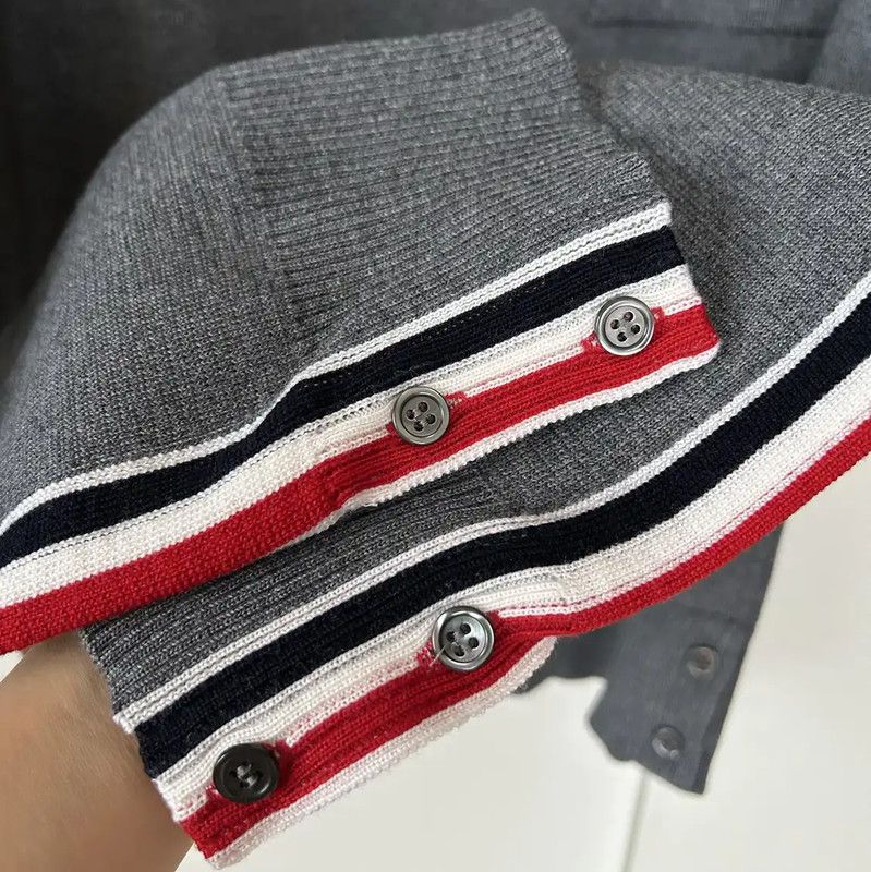 Thom Browne Thom Browne Grey Wool Long Sleeve Pullover 0089 Size US M / EU 48-50 / 2 - 5 Thumbnail