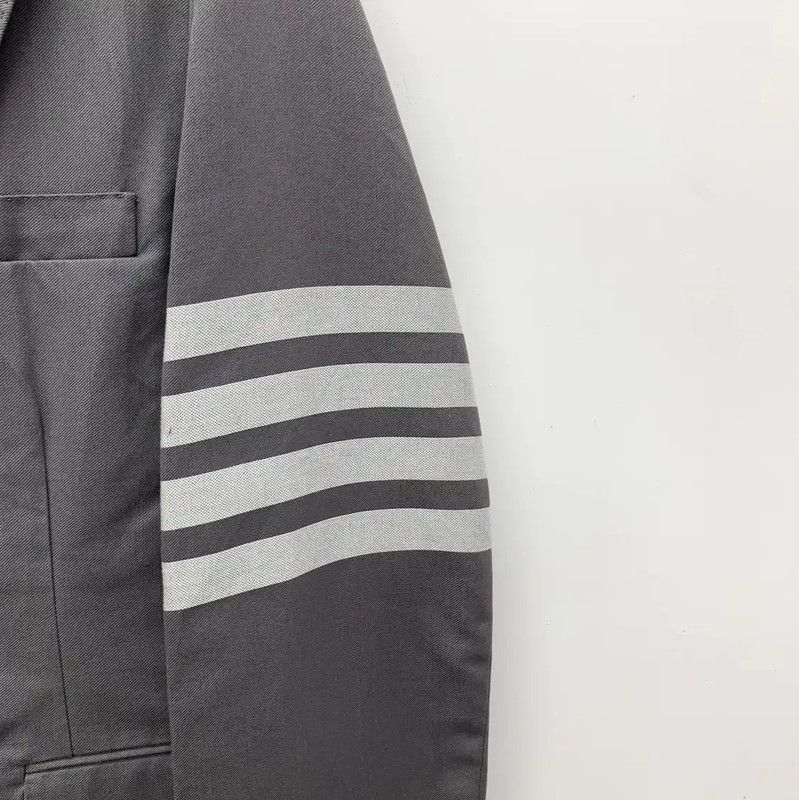 Thom Browne Thom Browne Gray Long Sleeve Jacket for Men 0089 Size US M / EU 48-50 / 2 - 4 Thumbnail