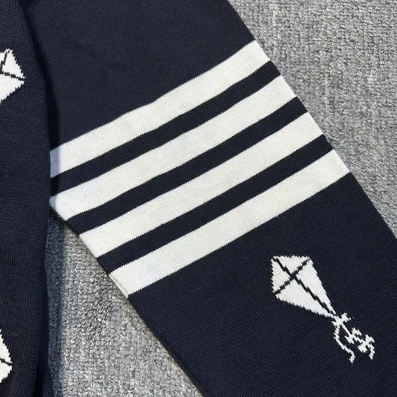 Thom Browne Thom Browne Printed Wool Blend Cardigan for Men 0089 Size US L / EU 52-54 / 3 - 2 Thumbnail