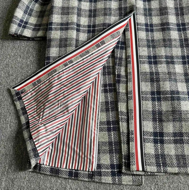 Thom Browne Thom Browne Check Wool Overcoat for Men 0089 Size US XL / EU 56 / 4 - 5 Thumbnail