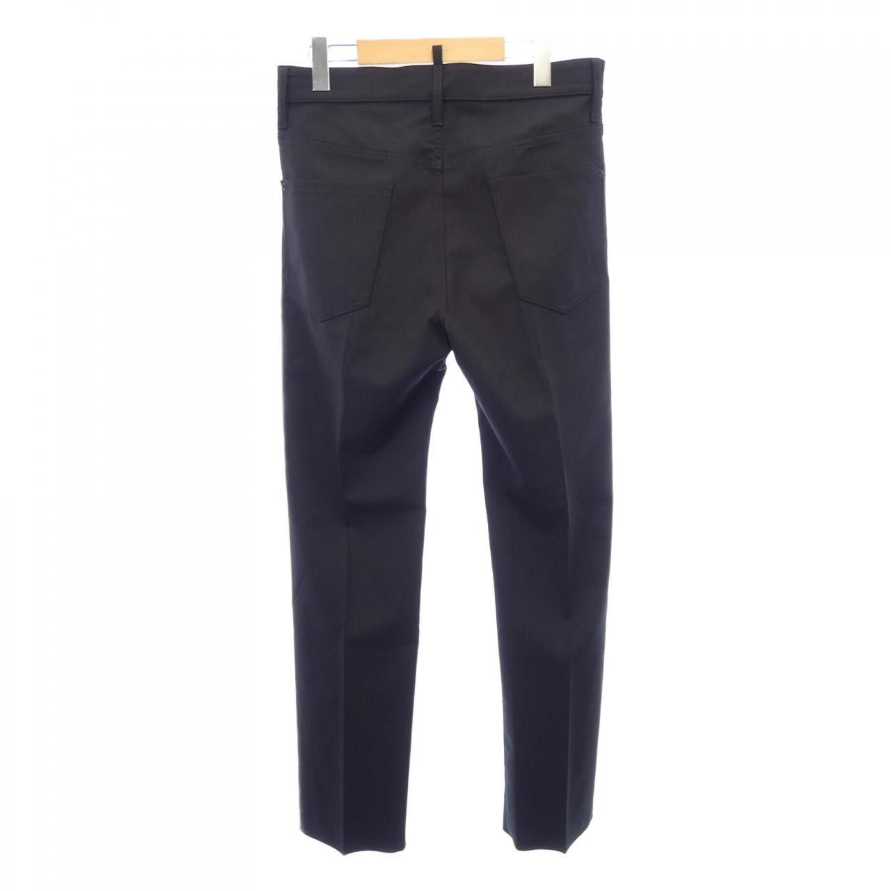 Other Other Dsquared2 S74KB0893 Pants Others Pants S74KB0893 DUTY FREE for USA Size ONE SIZE - 2 Thumbnail