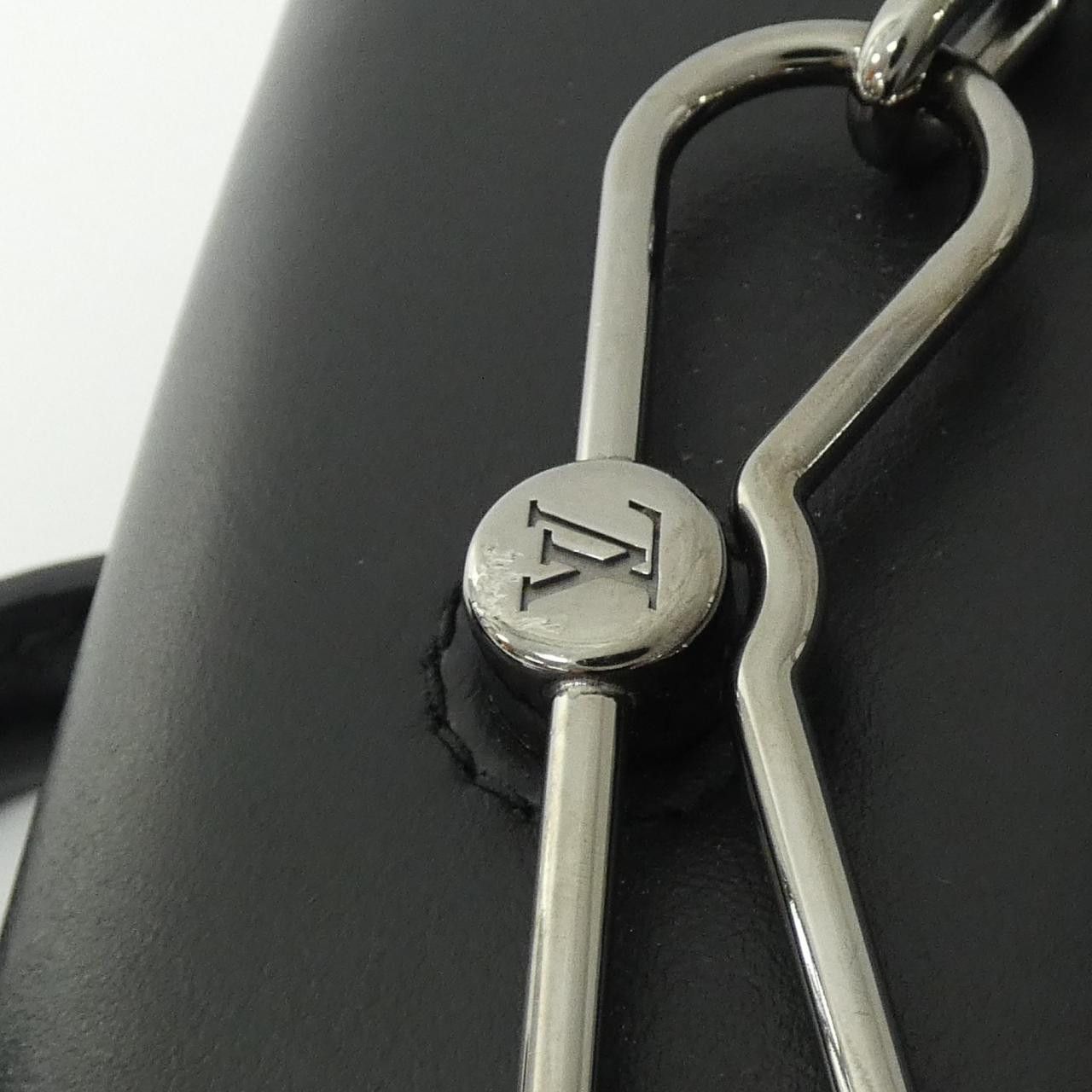 Louis Vuitton Louis Vuitton Louis Vuitton Monogram Eclipse Shoulder Bag Canvas Shoulder Bag M82774 DUTY FREE for USA Size ONE SIZE - 6 Thumbnail