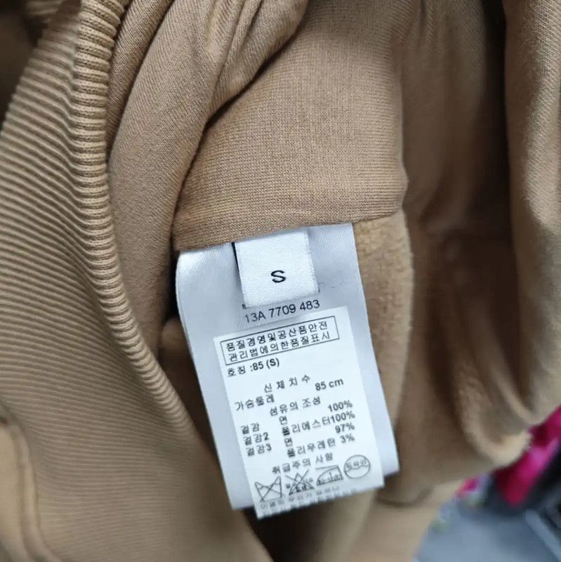 Givenchy Givenchy Khaki Cotton Women's T-Shirt 0089 Size S / US 4 / IT 40 - 4 Thumbnail