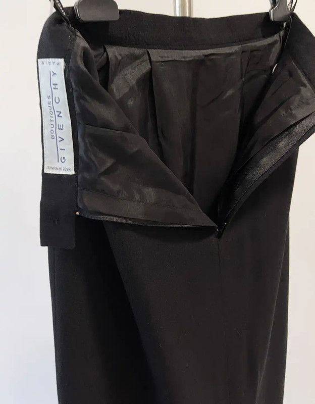 Givenchy Givenchy Black Wool Short Skirt for Women 0089 Size 23" - 4 Thumbnail