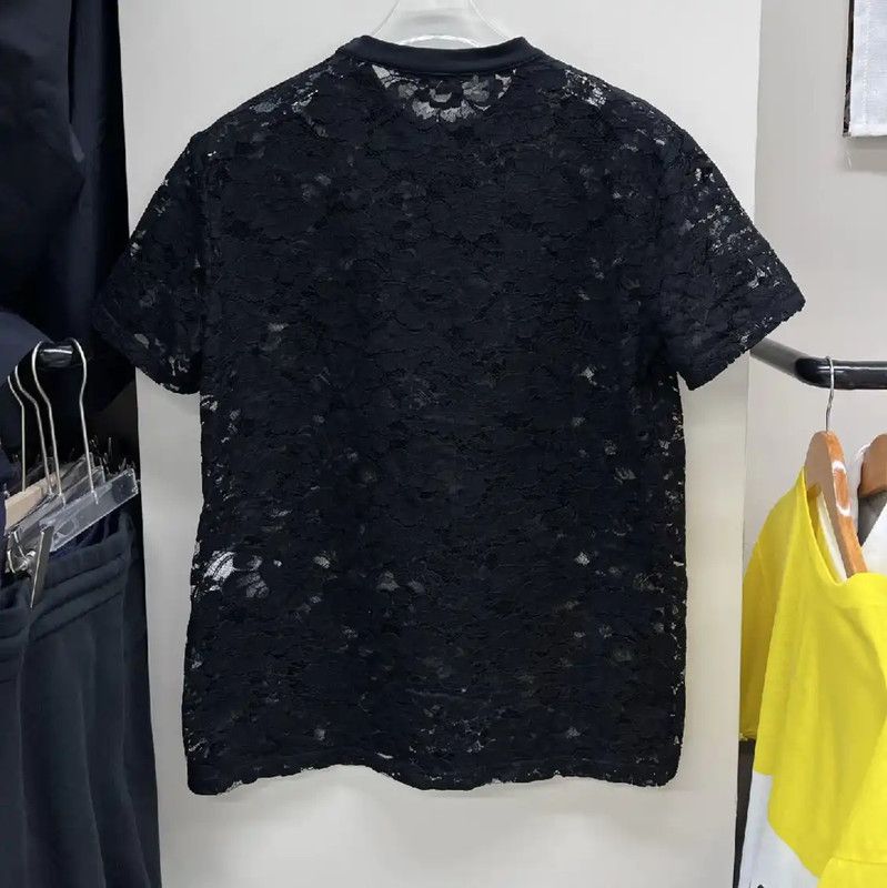 Givenchy Givenchy Black Lace T-Shirt with White Text 0089 Size M / US 6-8 / IT 42-44 - 2 Thumbnail