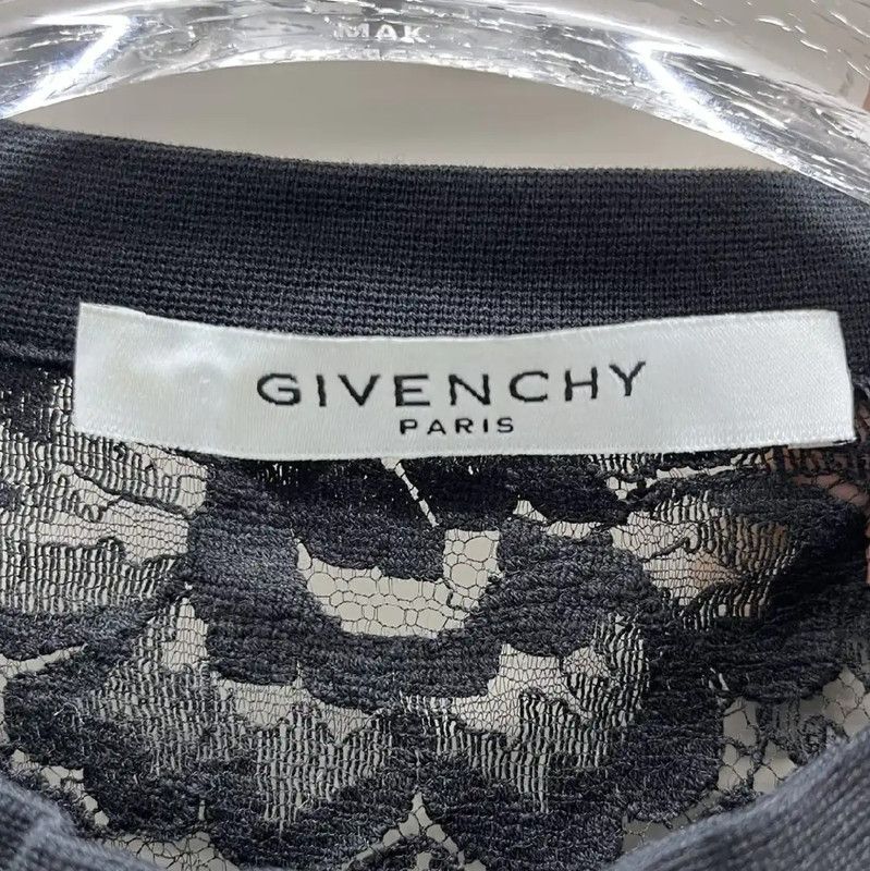 Givenchy Givenchy Black Lace T-Shirt with White Text 0089 Size M / US 6-8 / IT 42-44 - 3 Thumbnail