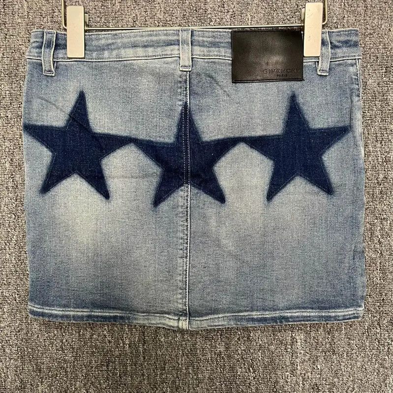 Givenchy Givenchy Women's Blue Cotton Shorts 0089 Size 23" - 2 Thumbnail