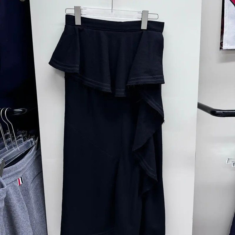 Givenchy Givenchy Black Women’s Skirt Size S 0089 Size 23" - 2 Thumbnail