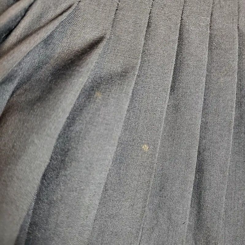 Givenchy Givenchy Pleated Wool Midi Skirt for Women 0089 Size 23" - 9 Thumbnail
