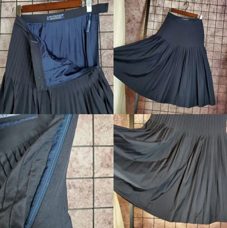 Givenchy Givenchy Black Wool Pleated Skirt 0089 Size 23" - 4 Thumbnail