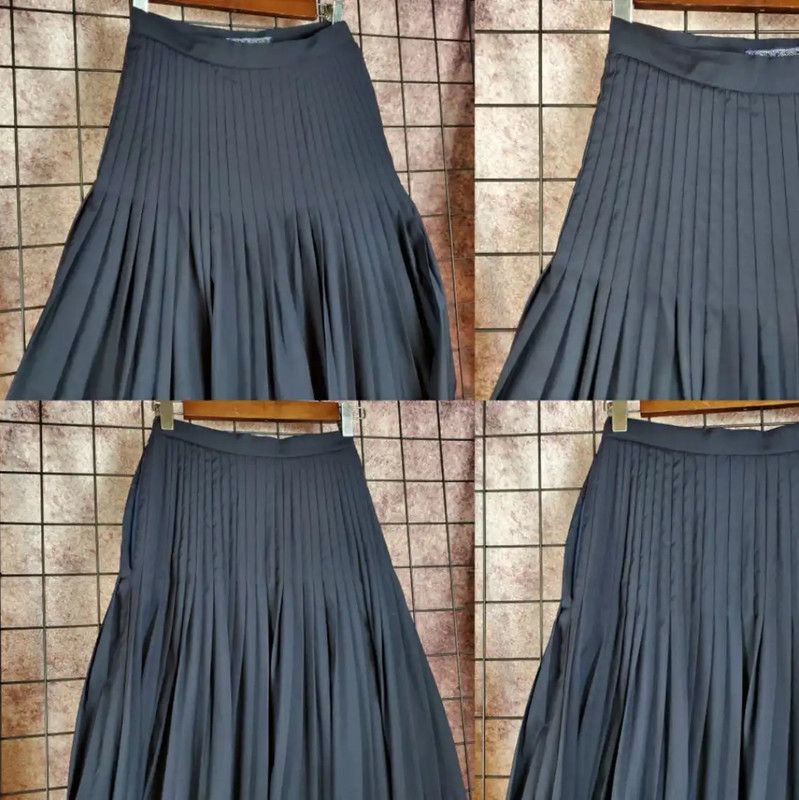 Givenchy Givenchy Black Wool Pleated Skirt 0089 Size 23" - 2 Thumbnail
