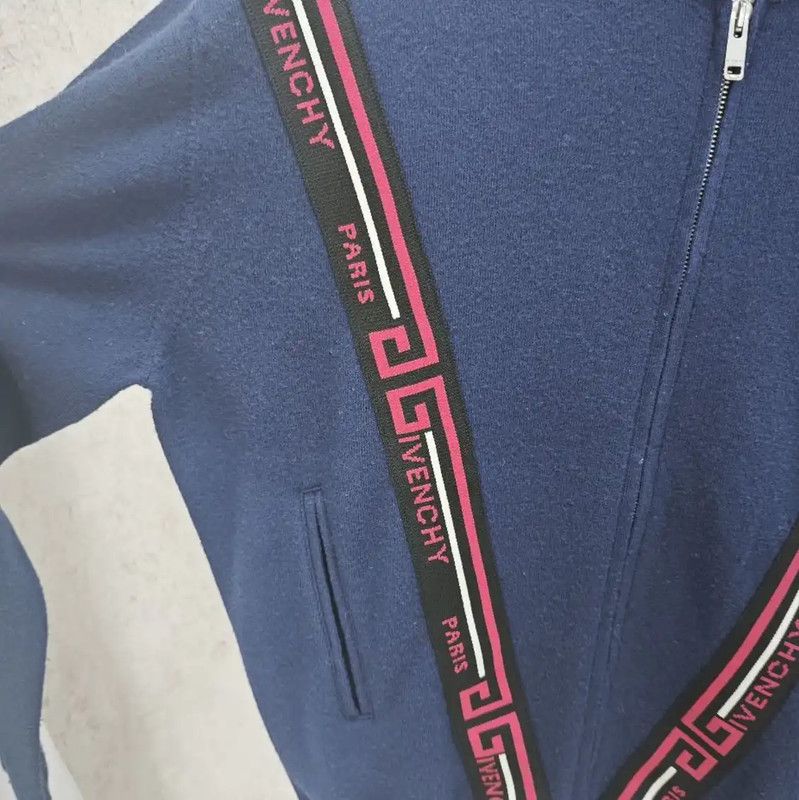 Givenchy Givenchy Women's Wool Cardigan in Dark Blue 0089 Size XS / US 0-2 / IT 36-38 - 2 Thumbnail