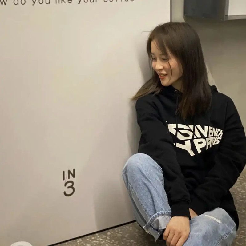 Givenchy Givenchy Black Cotton Women's Hoodie for Fall 0089 Size XS / US 0-2 / IT 36-38 - 6 Thumbnail