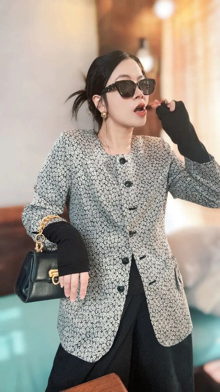 Givenchy Givenchy Color-Block Silk Women's Cardigan 0089 Size ONE SIZE - 4 Thumbnail