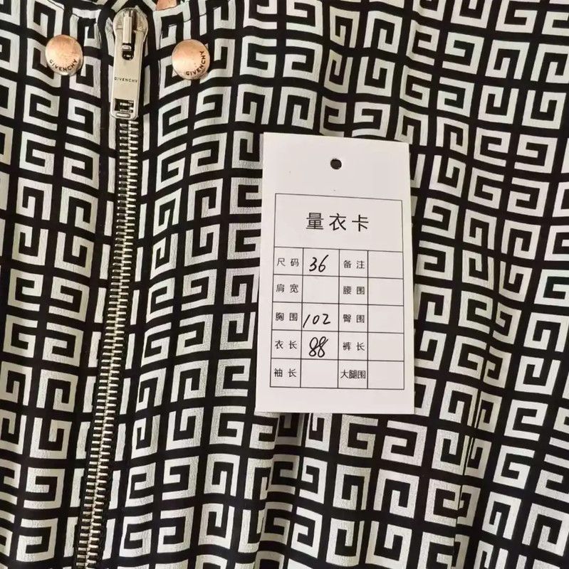 Givenchy Givenchy Black Dress with Graphic Design 0089 Size S / US 4 / IT 40 - 5 Thumbnail