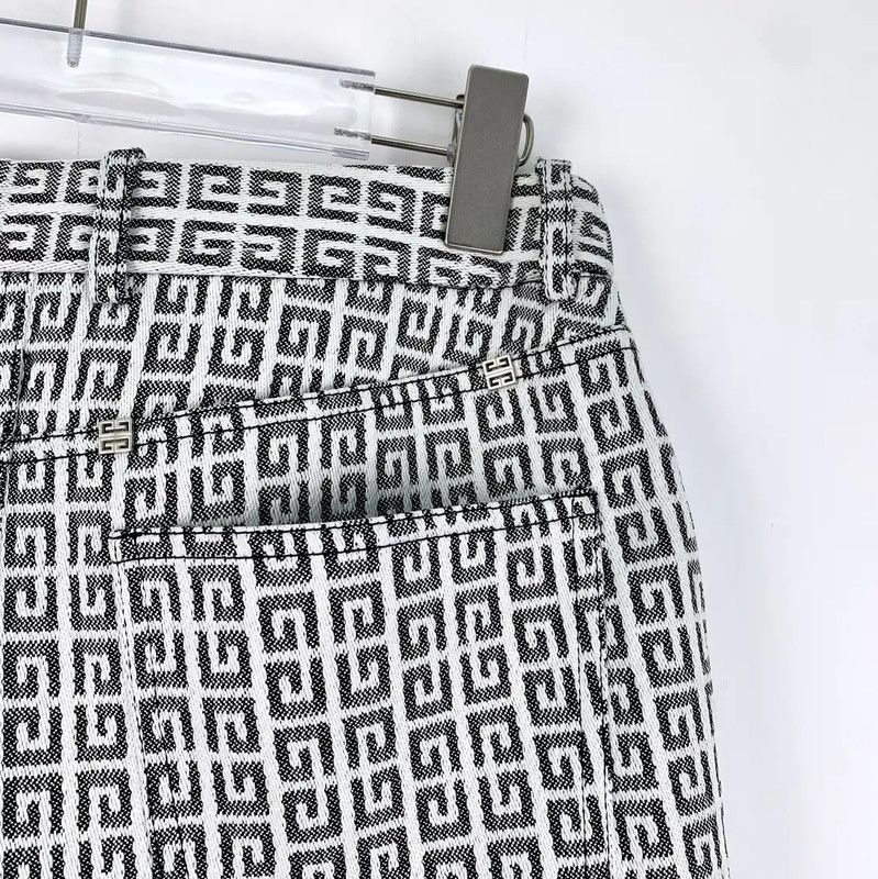 Givenchy Givenchy Women's Color Blocked Shorts 0089 Size 36" / US 14 / IT 50 - 5 Thumbnail